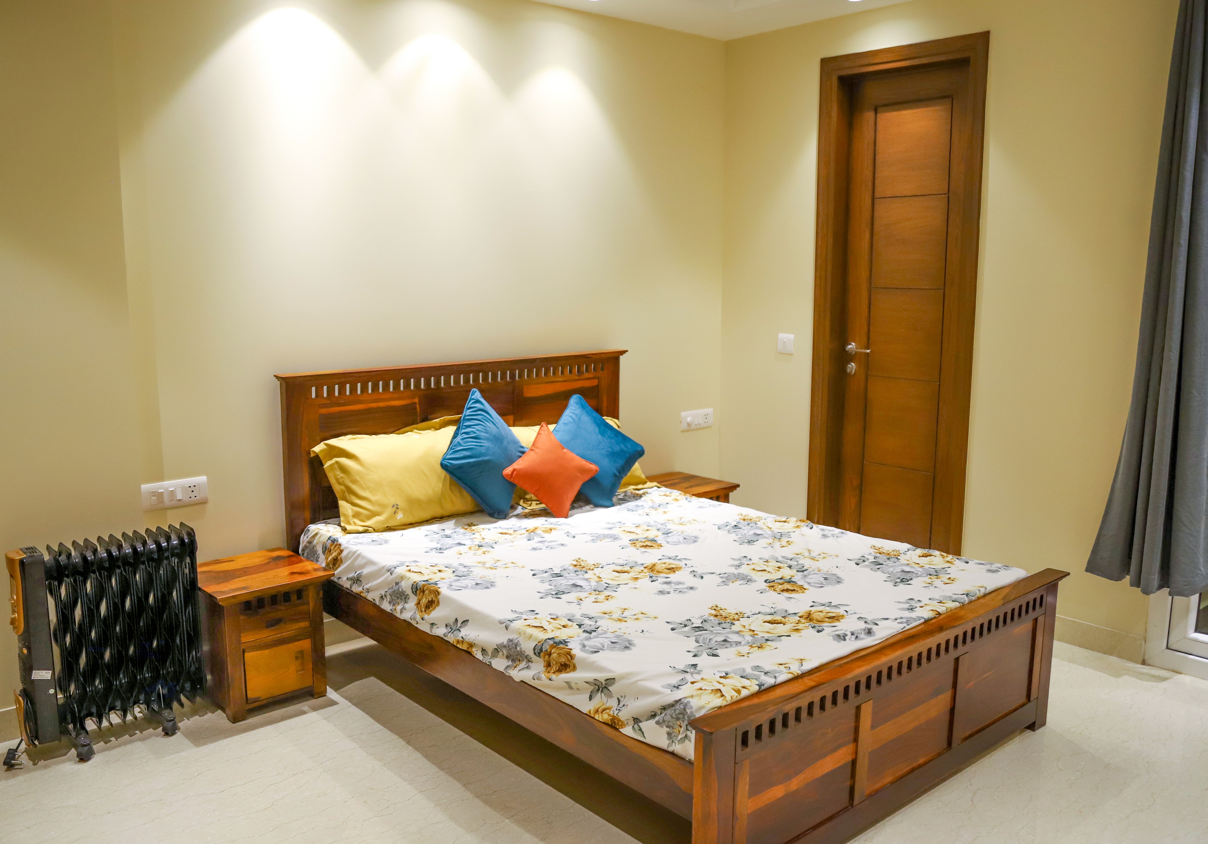 Lajpat — interior view